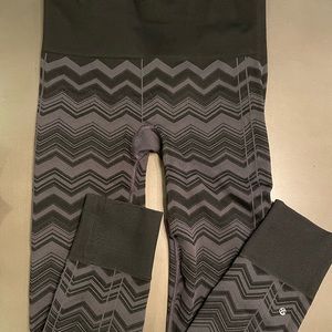 Lululemon ebb to street leggings